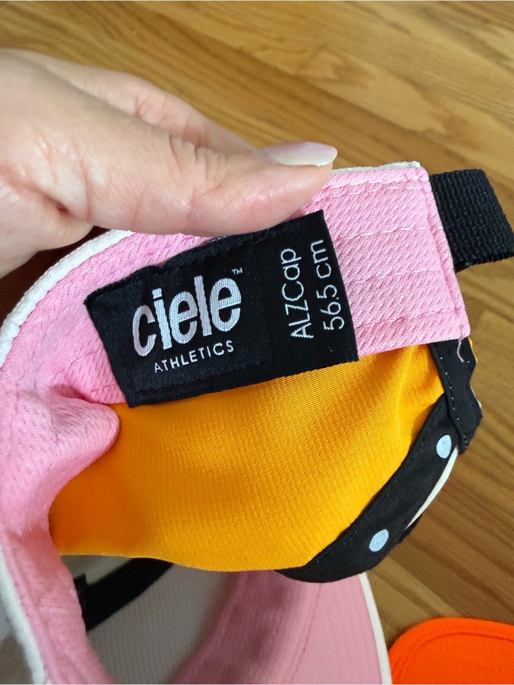 Ciele hat - Picture 3 of 3